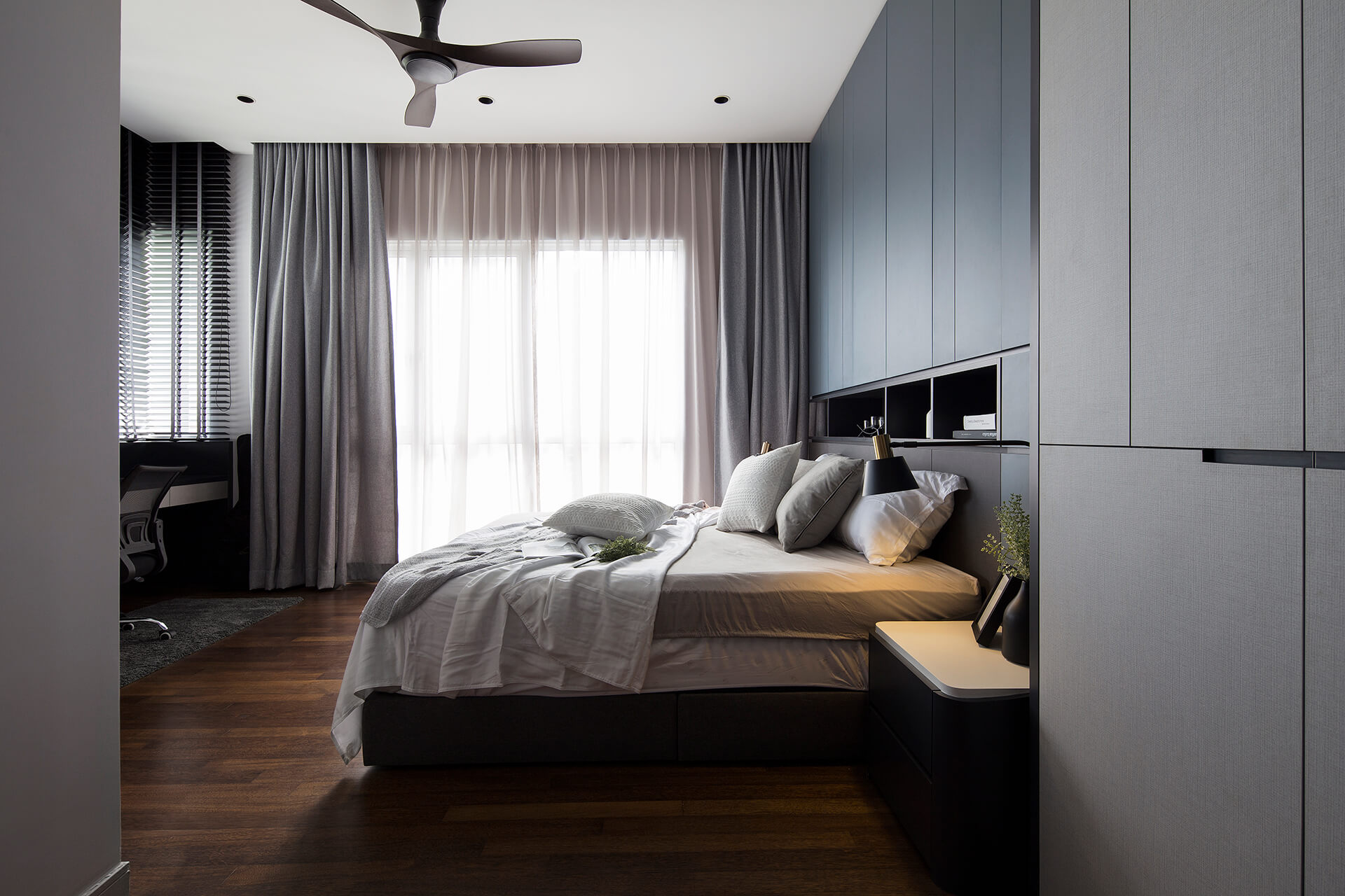 Essential Elegance 13