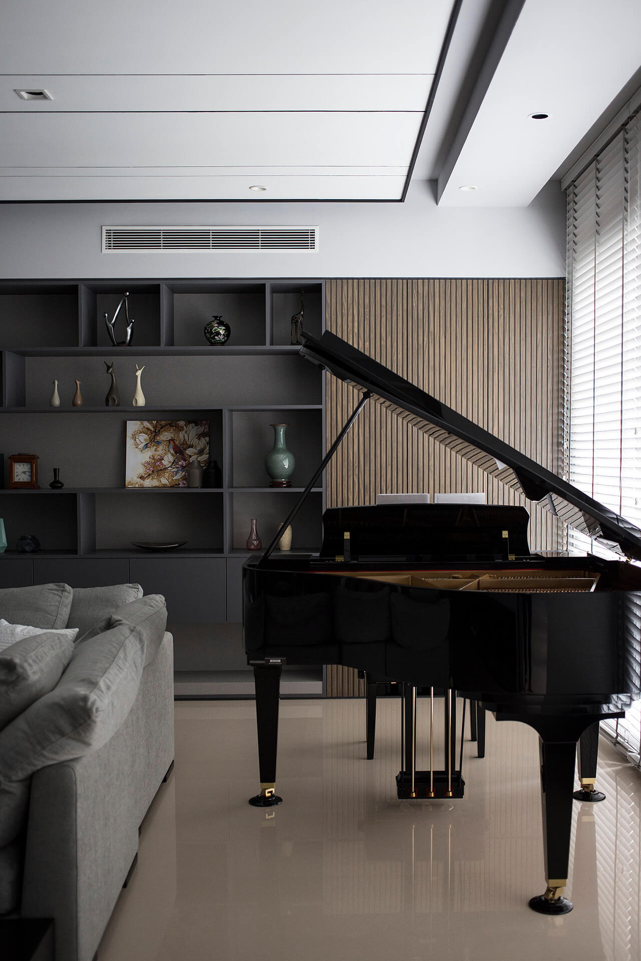 Essential Elegance 5