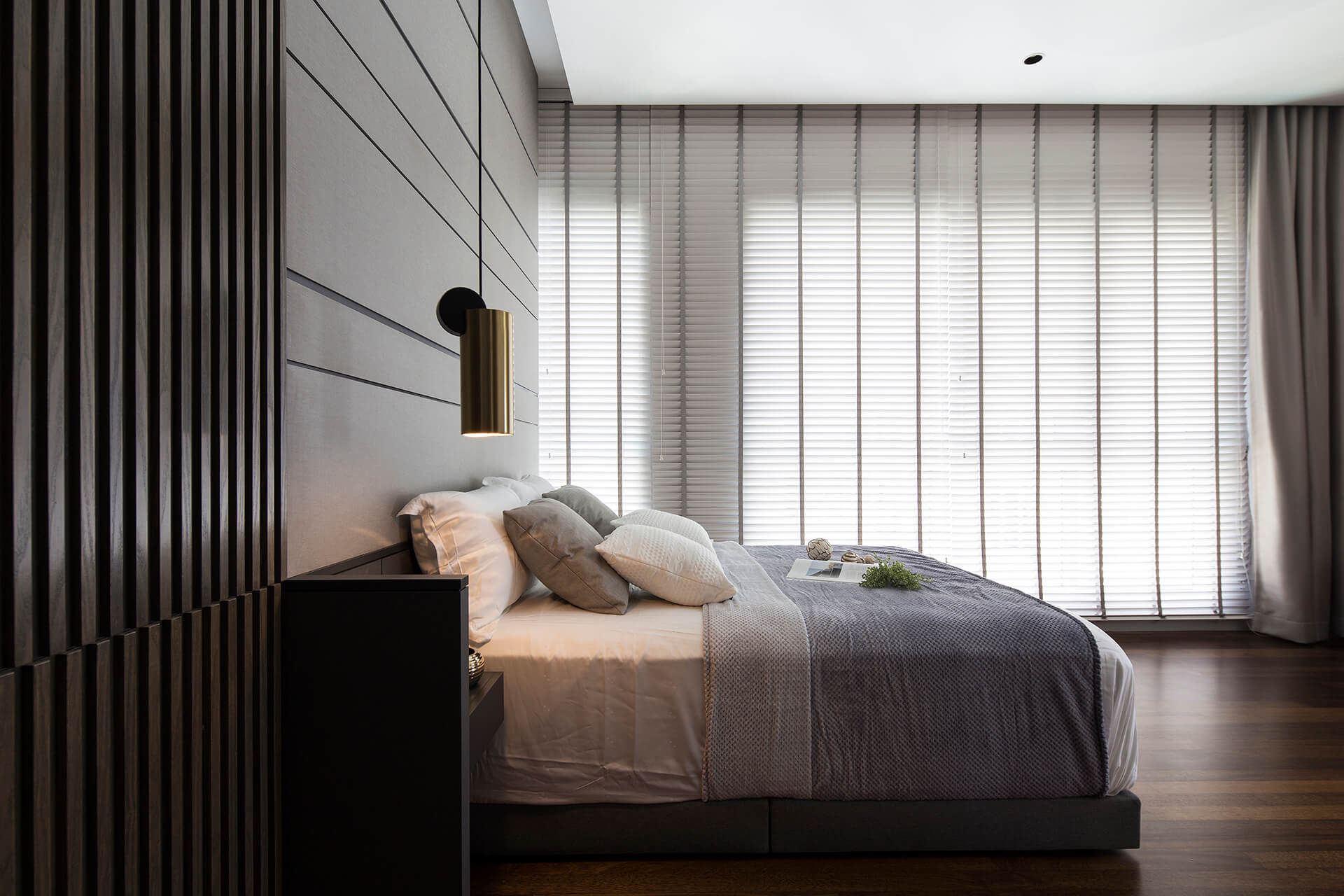 Essential Elegance 8