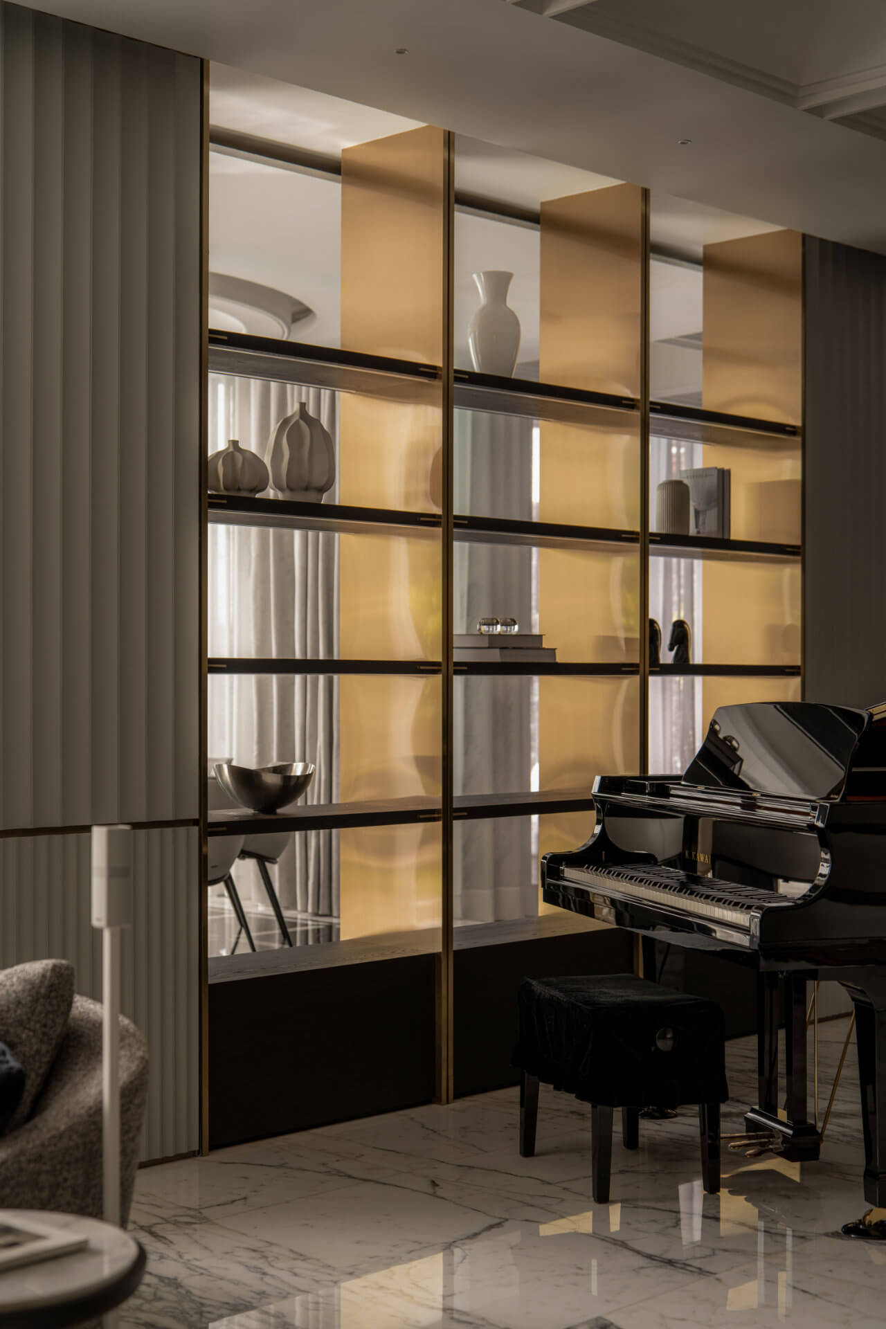 Contour Haus 14