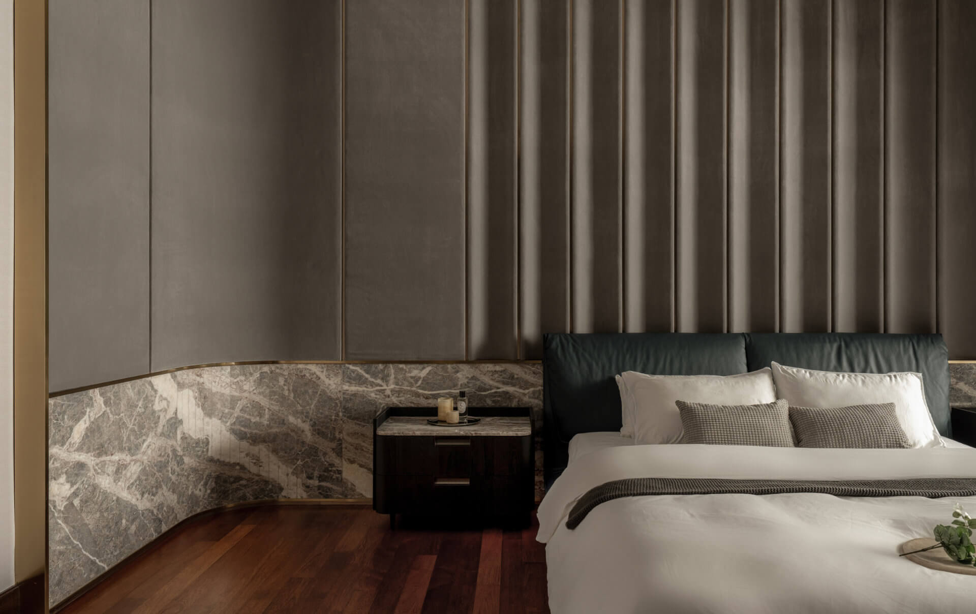 Contour Haus 33