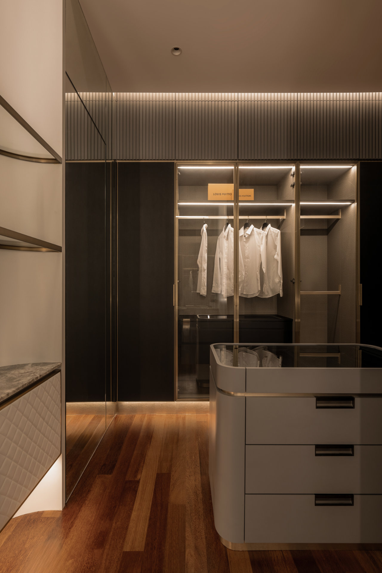 Contour Haus 41