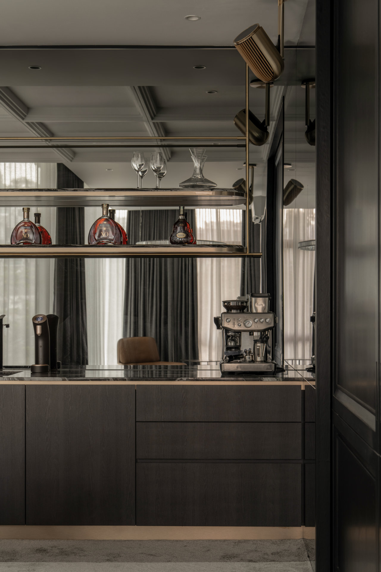 Contour Haus 50