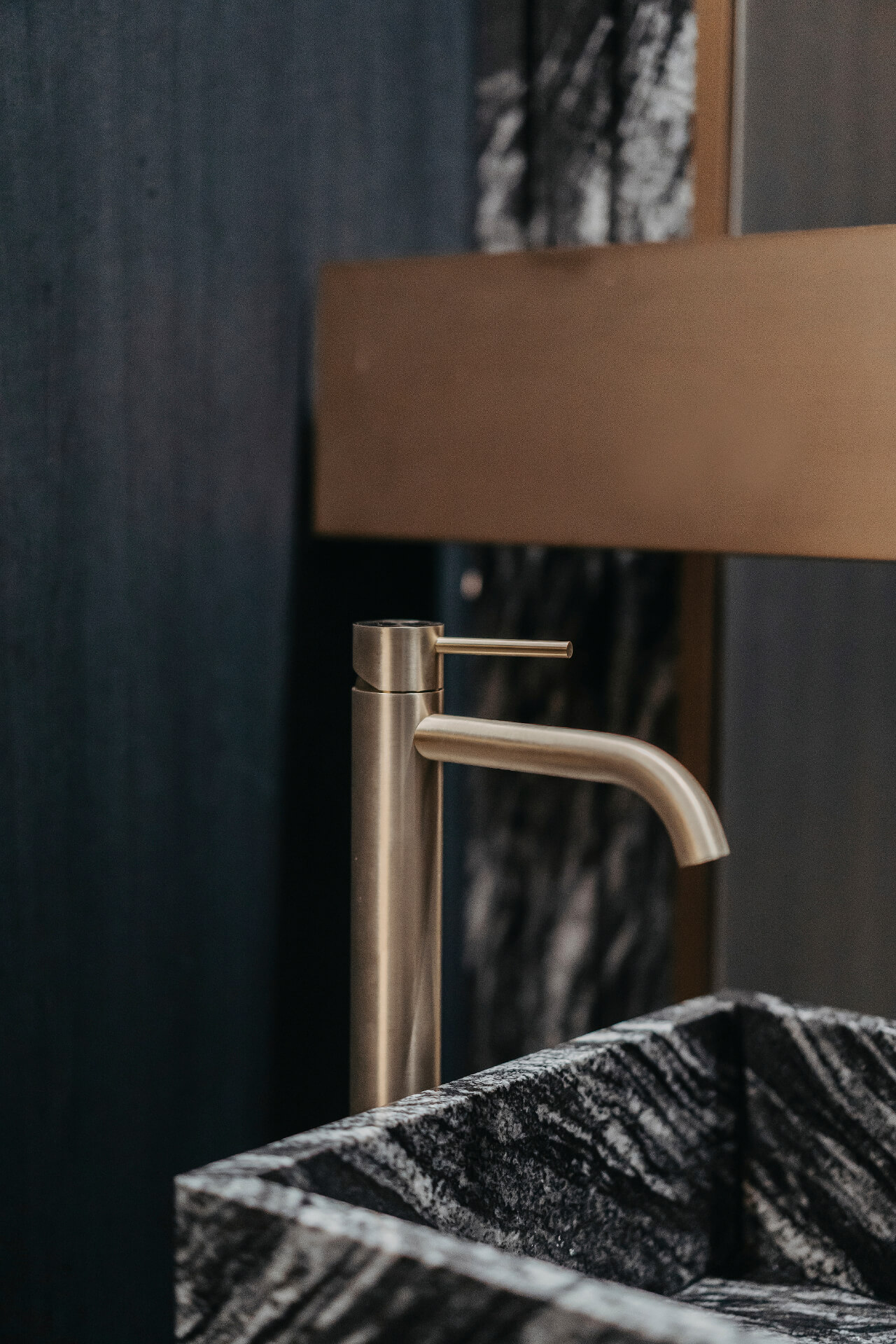 The Understated Luxe 16