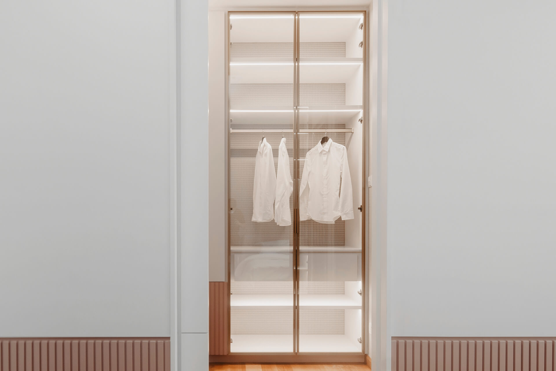 The Understated Luxe 45