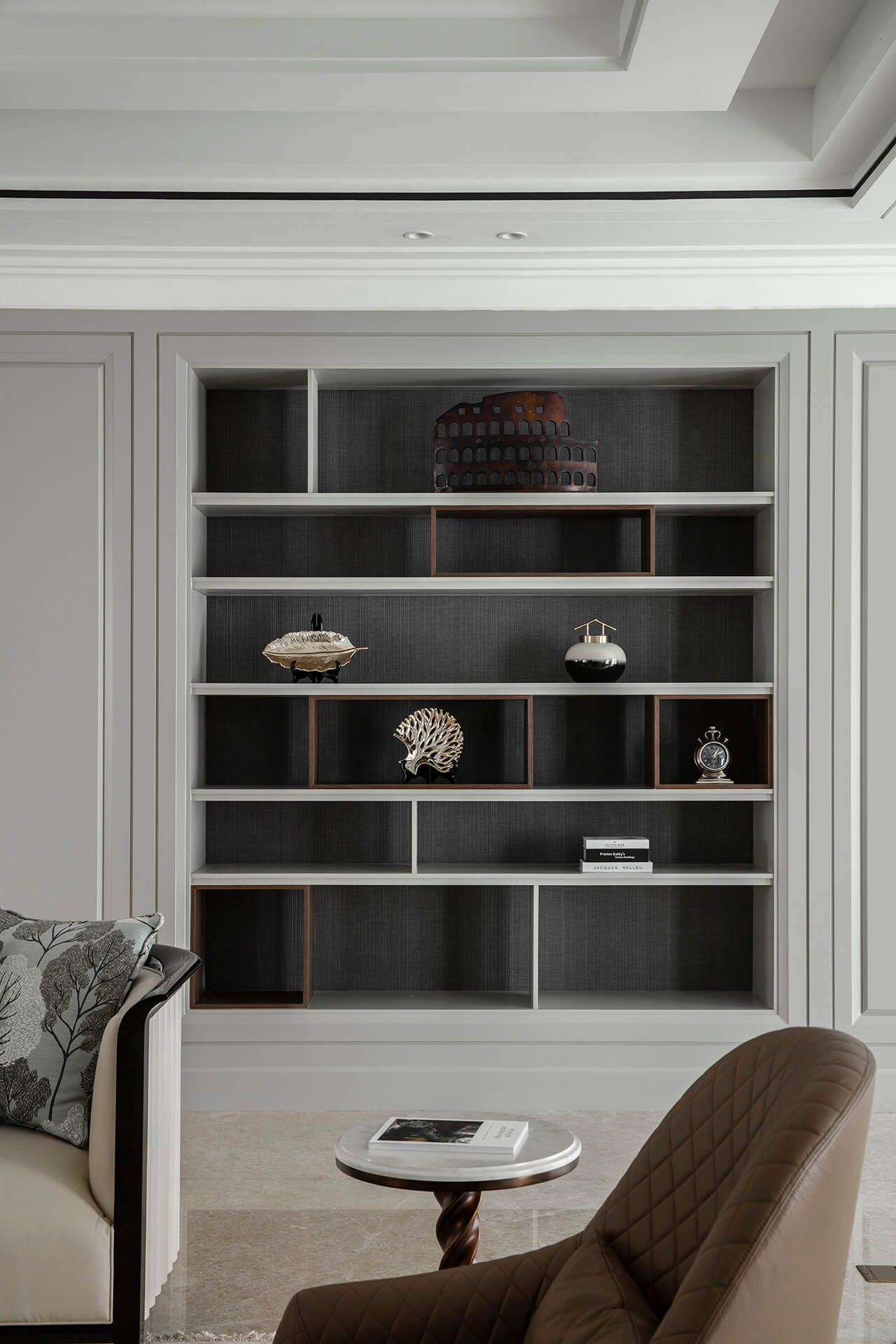 The White Mansion 10