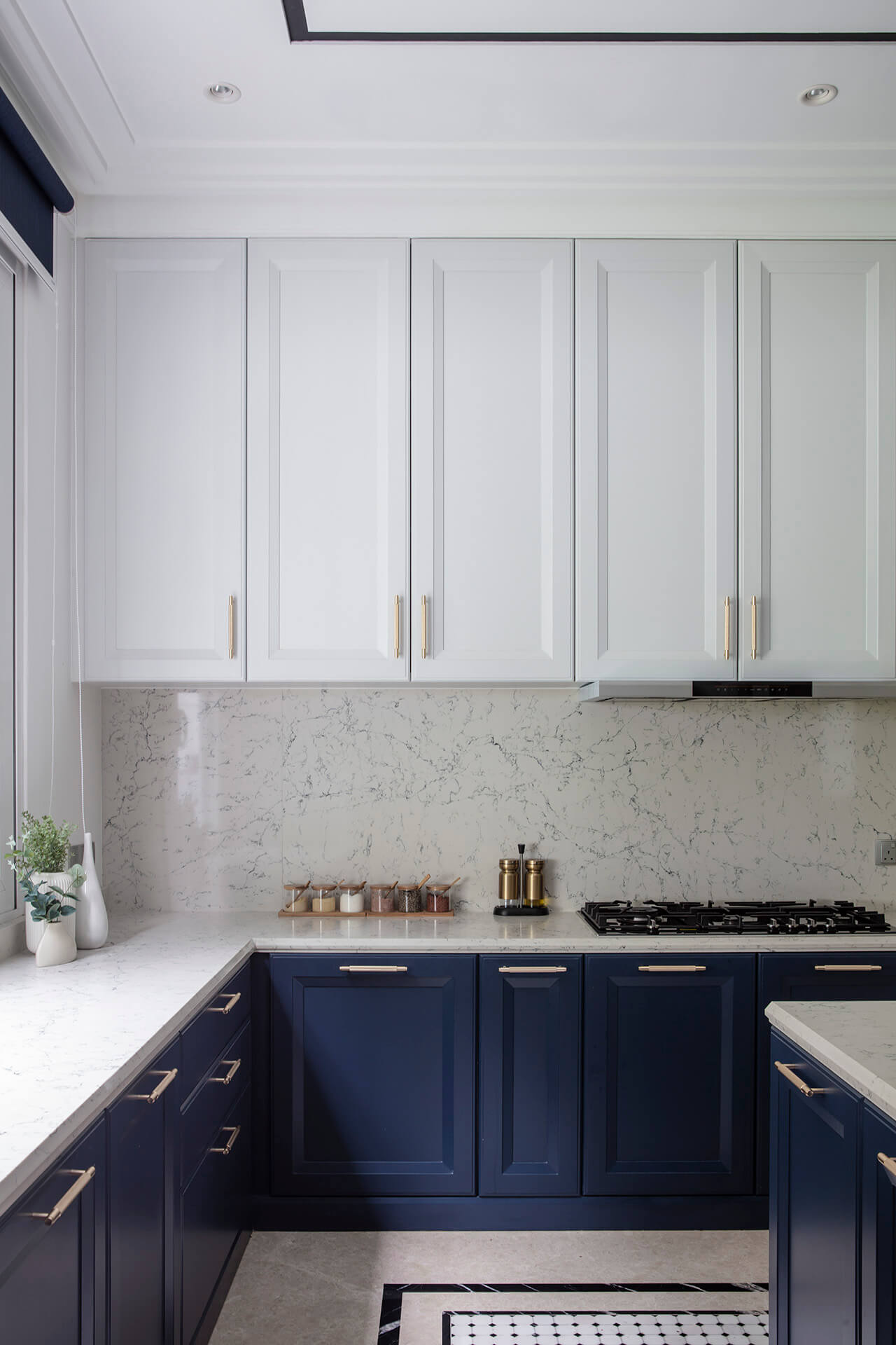 The White Mansion 26