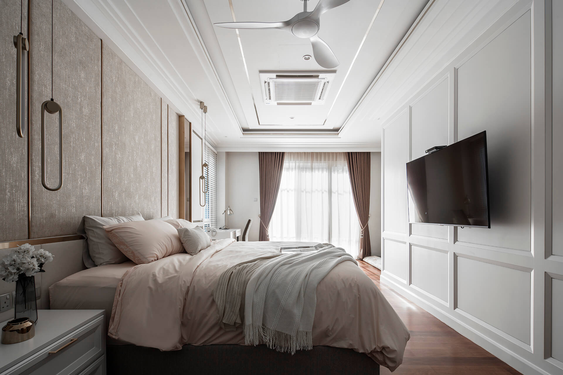 The White Mansion 41