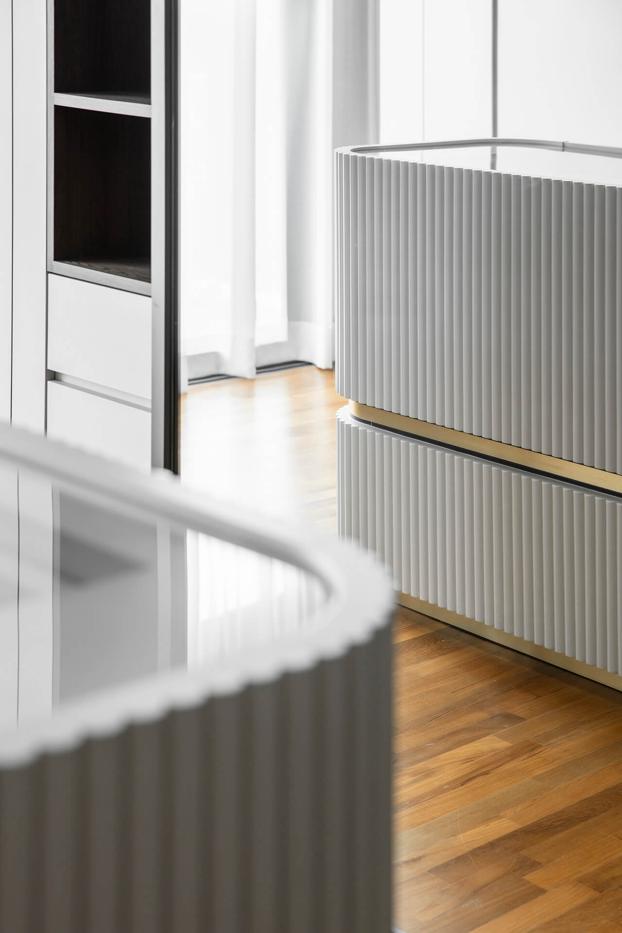 The Modern Grandeur 16