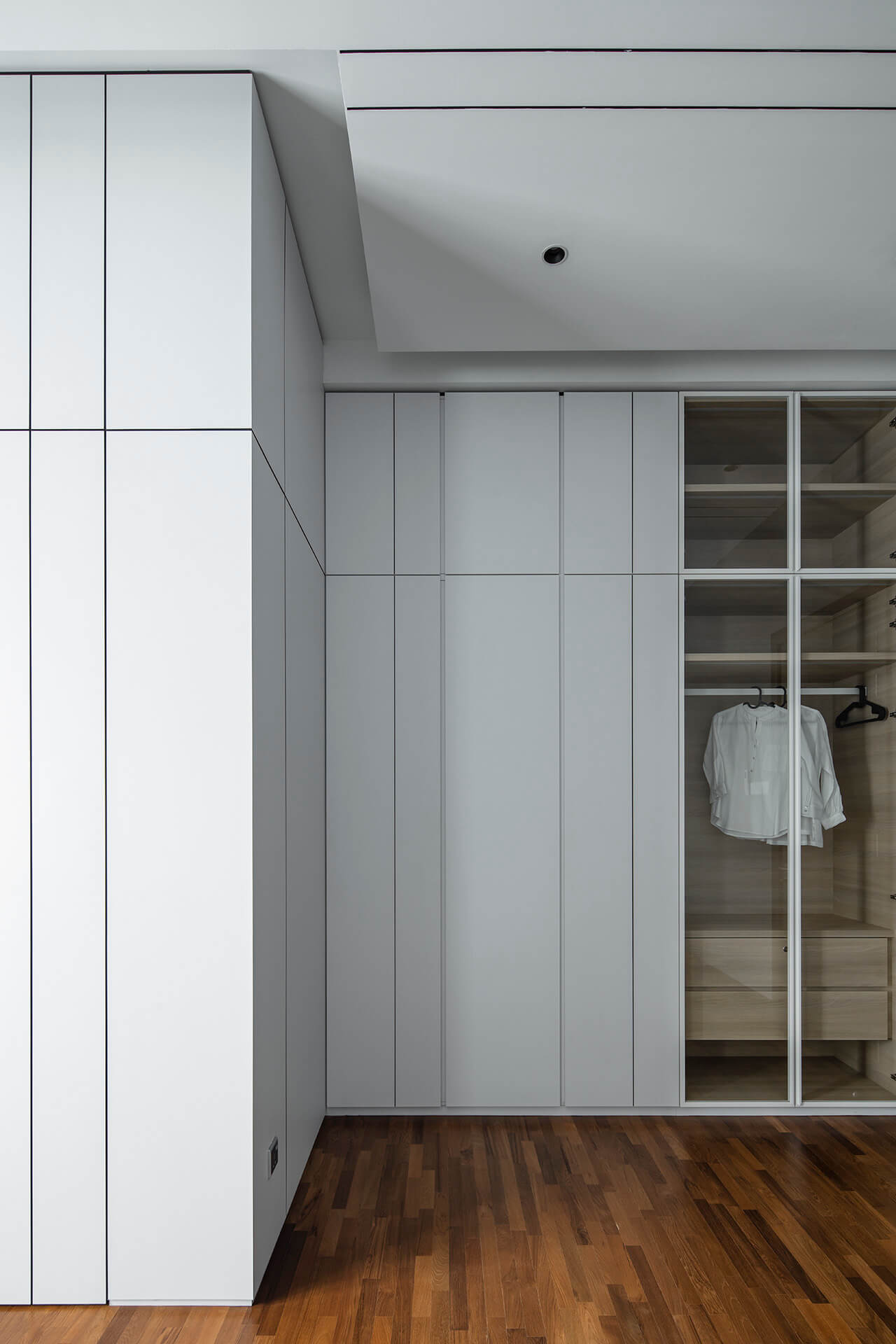 The Modern Grandeur 19